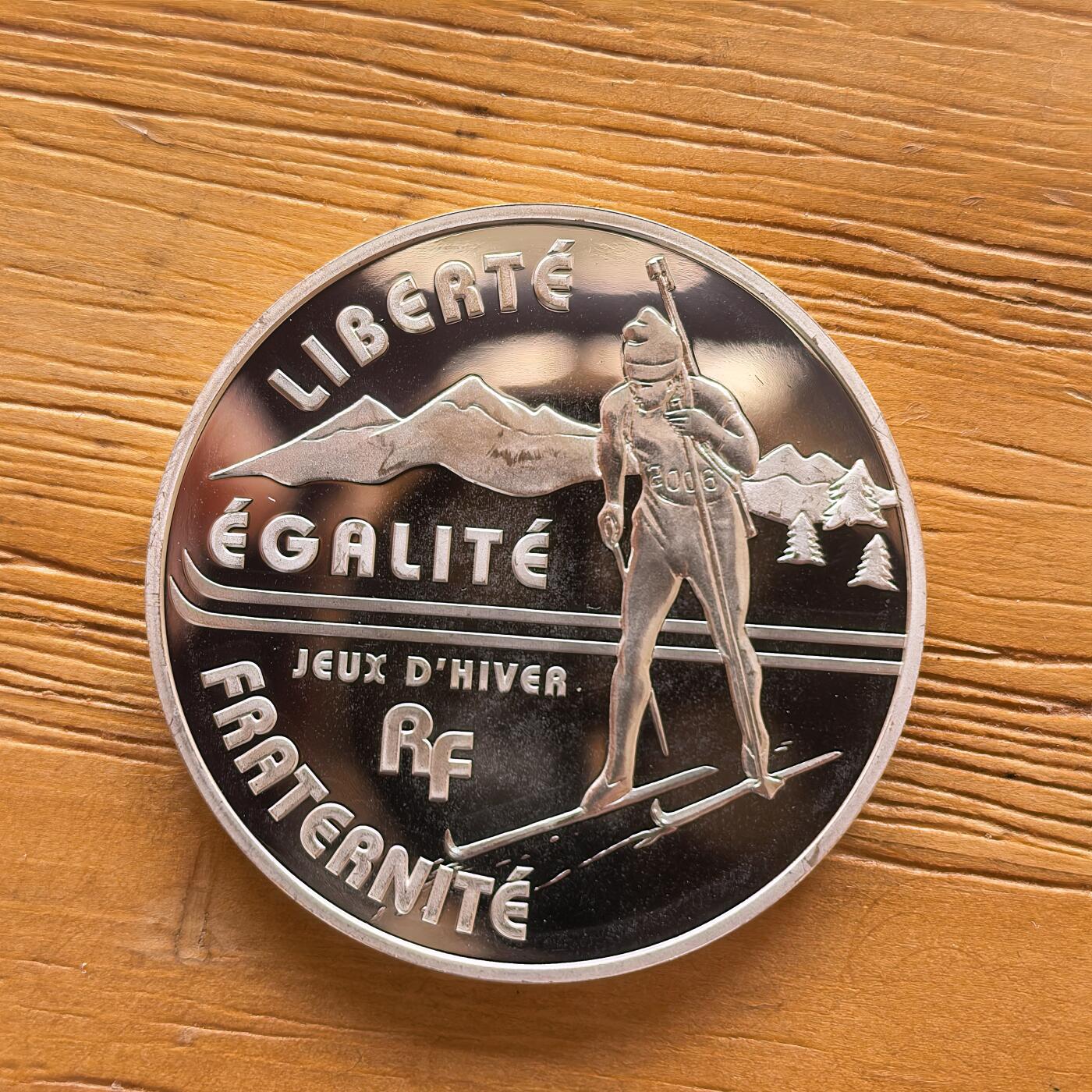 道一币馆币章第一百七十三场 法国2005年都灵冬奥会1.5法郎精制银币  22.2g 900s