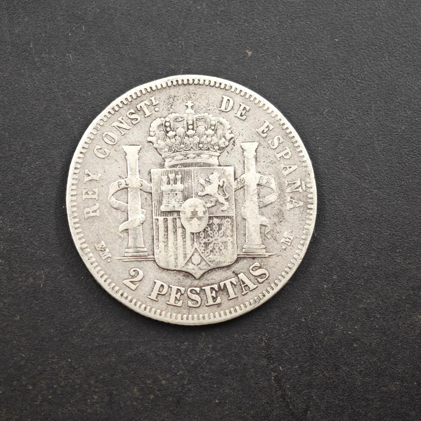 4月8日结束，成斌徽章钱币专场 西班牙阿方索十二世2比塞塔银币 9.8g