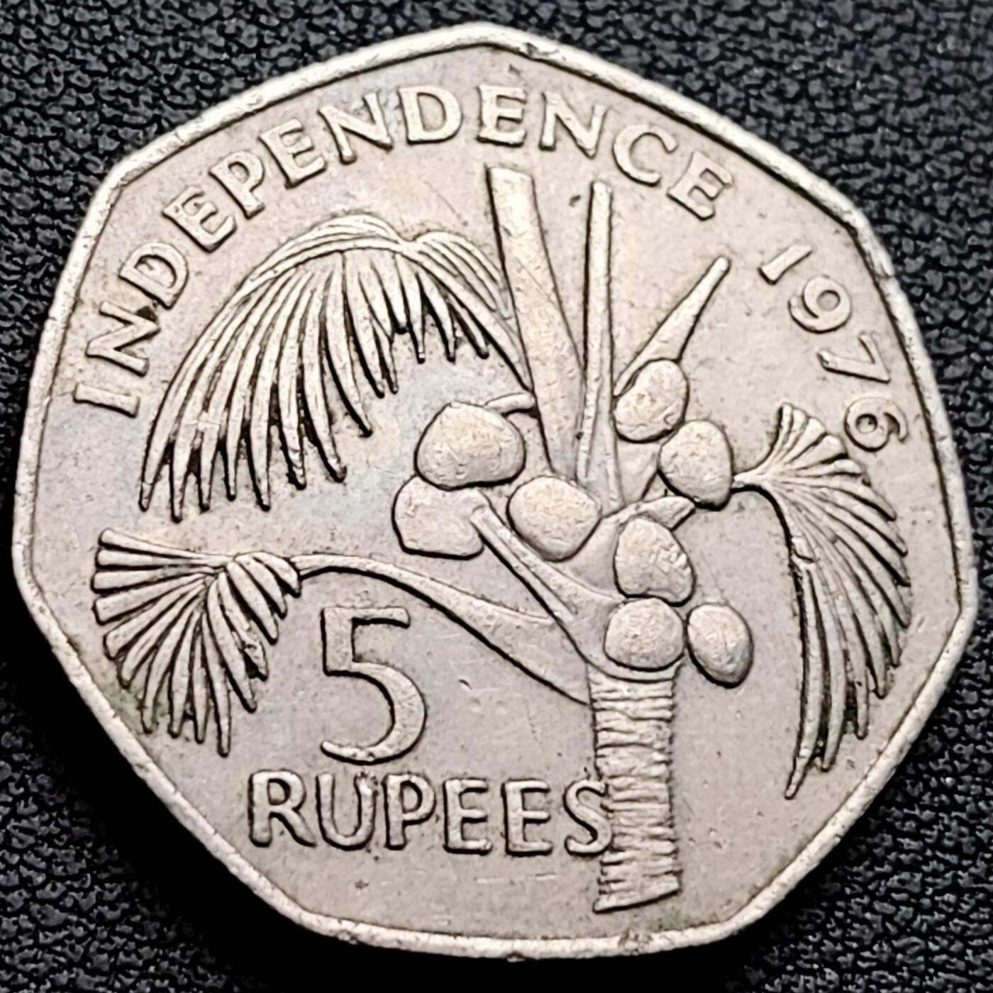 泉币菌-第222场-拍品多 请提前出价 。