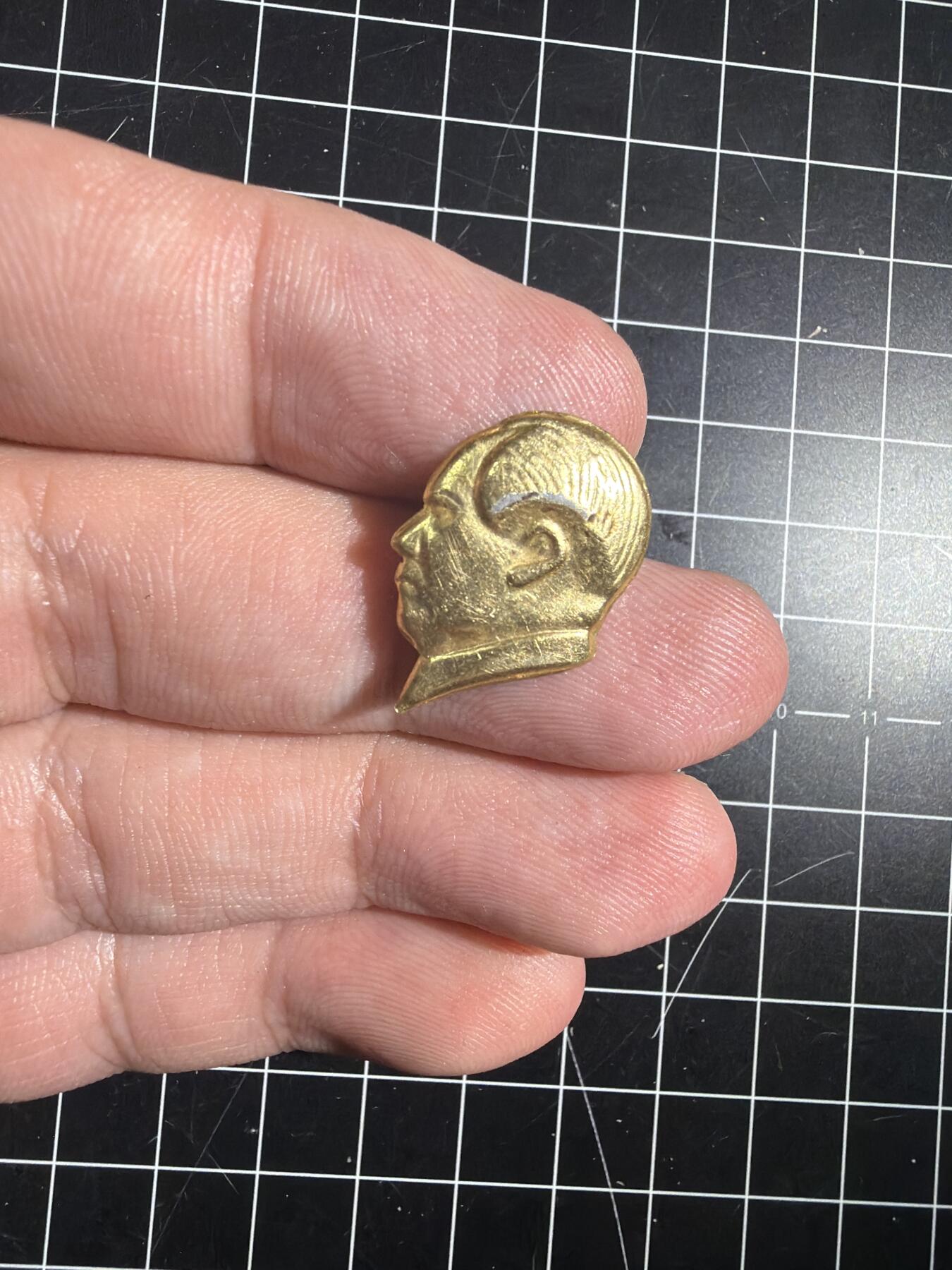 古冰库章牌勋赏收藏0起拍卖 人头造型毛章 出造型必备