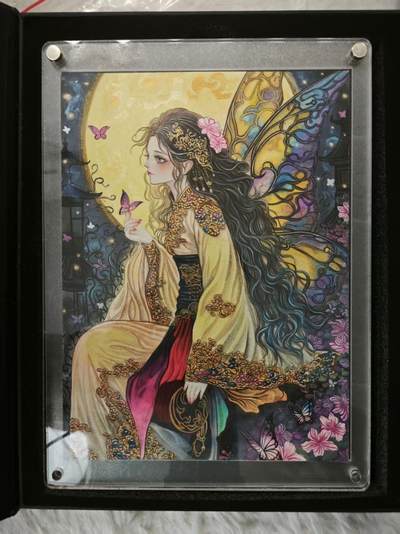 喜灰玩卡拍卖第七期，接拍品0佣金，欢迎送拍，释放现金流，让自己有资金可以购买更多喜欢的卡牌，让别的卡友能淘到更多心仪的卡牌 - 【手绘原稿】 李西月老师手绘 大卡 带特效 尺寸15x20cm