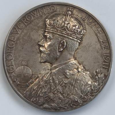 掌中浮雕-藏着的欧洲第057场 - 1911年英国乔治五世加冕纪念银章，51mm，87.68g，原盒