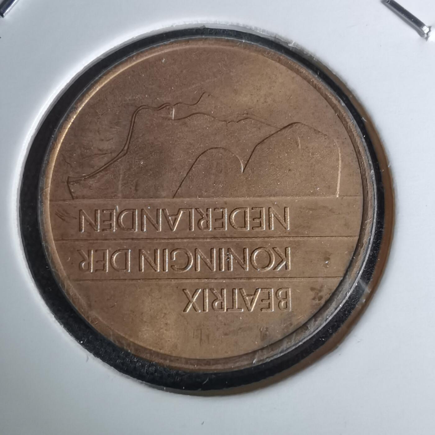 沼泽如烟--第1044场 荷兰1989年五分