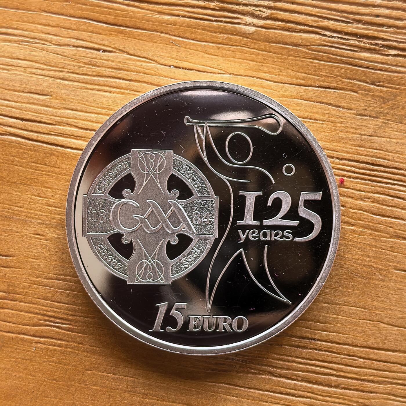 道一币馆币章第一百七十三场 爱尔兰2009年盖尔田径运动125周年15欧元精制银币 28.28g 925s 10000