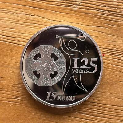 道一币馆币章第一百七十三场 - 爱尔兰2009年盖尔田径运动125周年15欧元精制银币 28.28g 925s 10000
