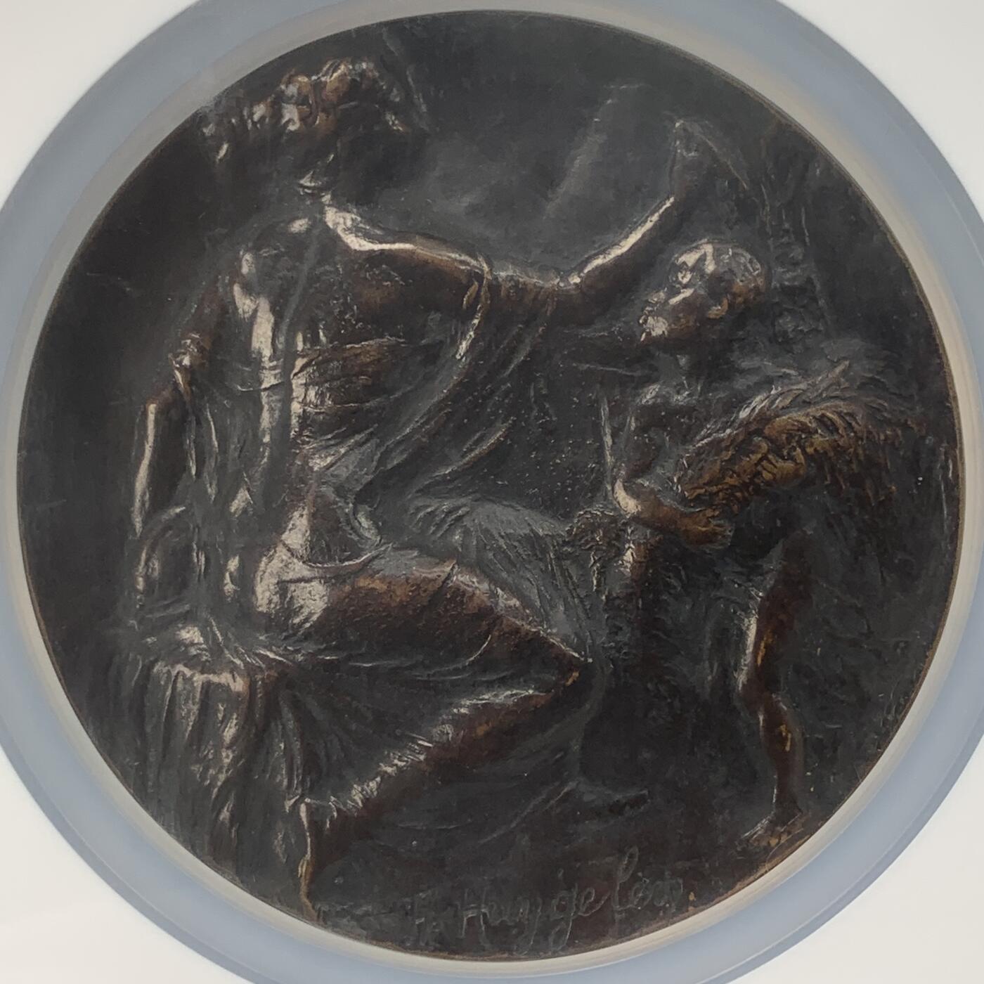 掌中浮雕-藏着的欧洲第057场 NGC MS62 : 1918年一战比属刚果纪念铜章，88mm，超级加厚盒子，连盒共重904.6克 ,（末图与普通加大盒子对比图）