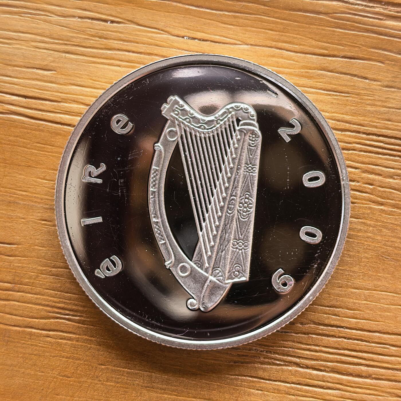 道一币馆币章第一百七十三场 爱尔兰2009年盖尔田径运动125周年15欧元精制银币 28.28g 925s 10000