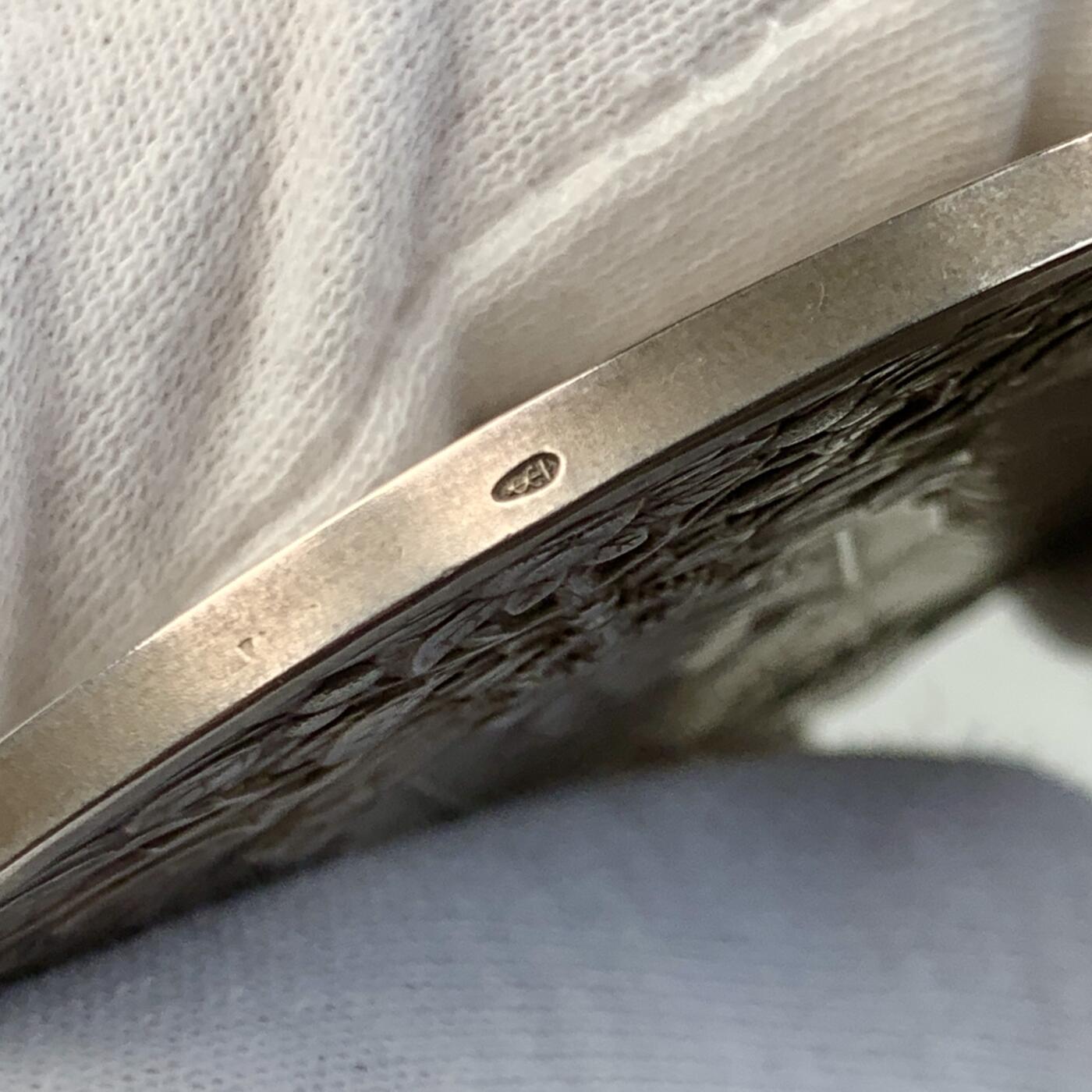 掌中浮雕-藏着的欧洲第057场 NGC MS63 : 1909年荷兰朱莉安娜公主出生银章， 65mm ，111g，J.C.Wienecke雕刻.，原盒。背面人物是荷兰女王威廉明娜和丈夫海因里希