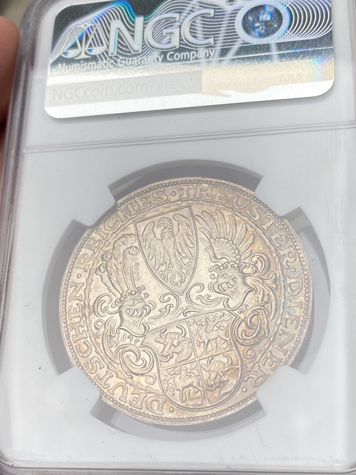 万国钱币拍卖第065期