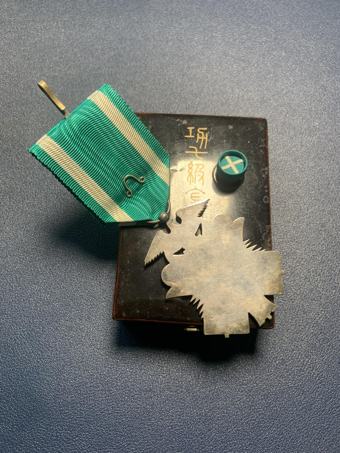 功七级金鵄勋章，大正时期，品相很好。