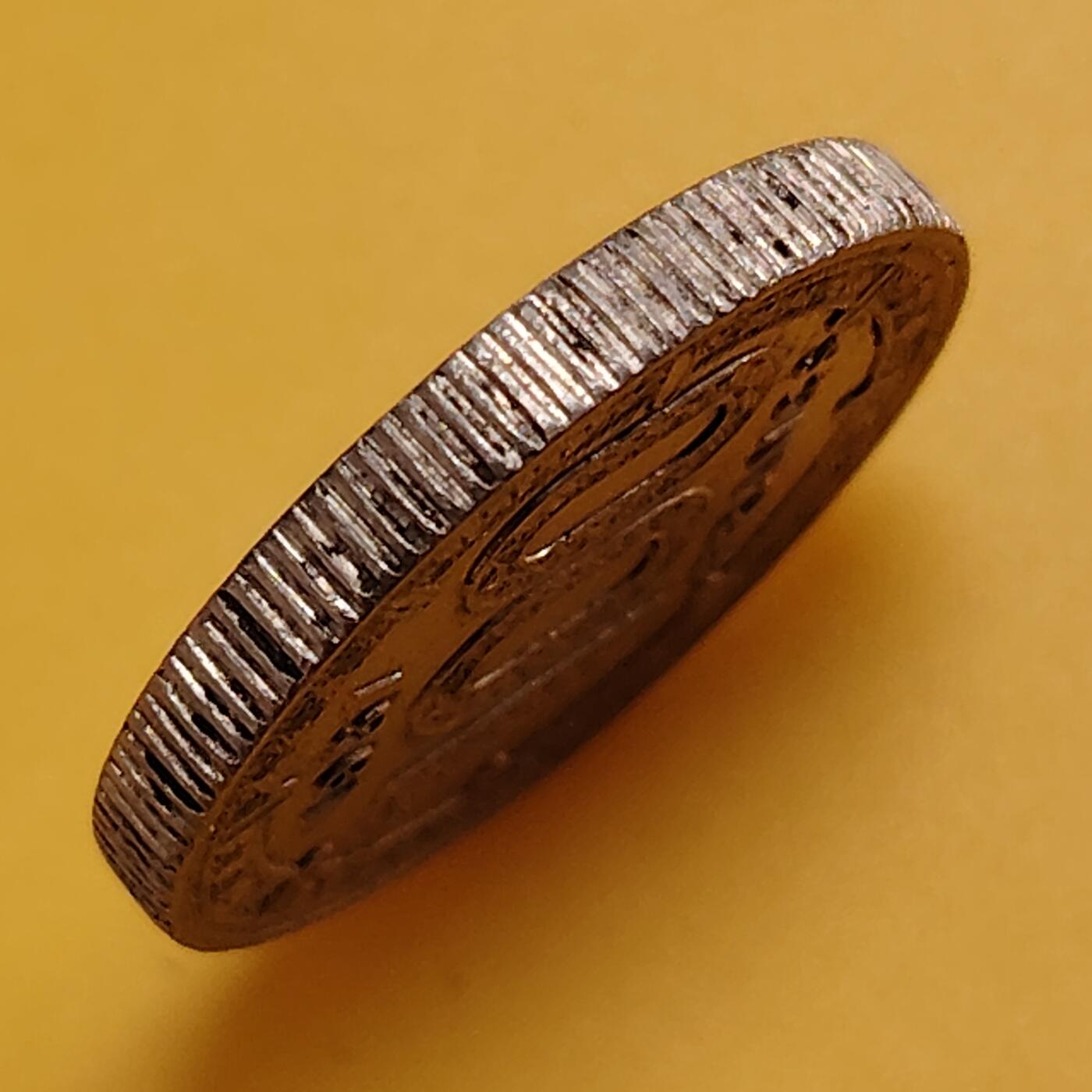 布加迪🐬～世界钱币(上海)🌾第 288 期 /  各国套币和散币 赤道非洲联盟 1967年 100法郎 厚版镍币