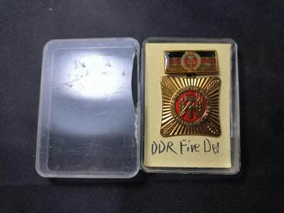 云宸嘉赏-勋臻佳藏四月精品甄选场次（低佣 一元一手） - 民主德国劳动荣誉奖章 早期版美品带原盒 赠友佳品