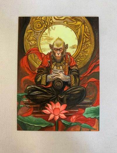 喜灰玩卡拍卖第七期，接拍品0佣金，欢迎送拍，释放现金流，让自己有资金可以购买更多喜欢的卡牌，让别的卡友能淘到更多心仪的卡牌 - 【手绘原稿】Angela老师绘 赤尻马猴 国标卡尺寸 带特效 超级好看