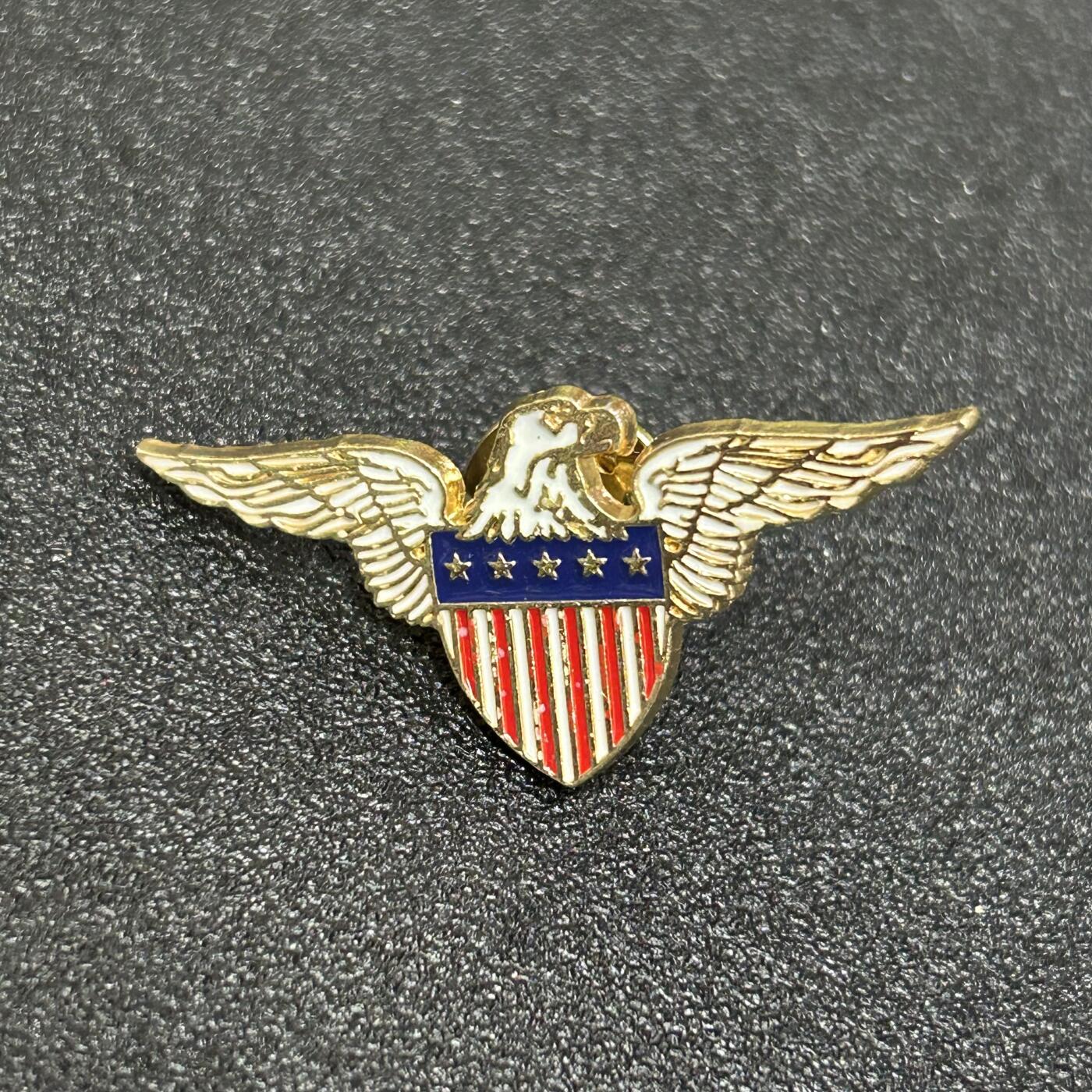 西秦中古拍卖第八十三期  美国退伍老兵协会纪念章