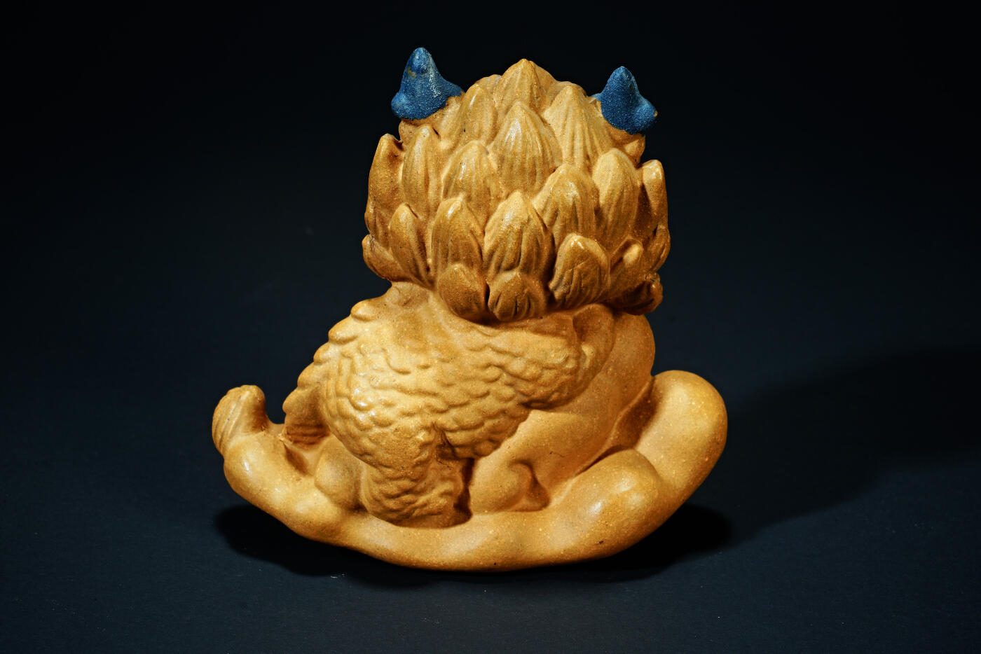 上海都达杂项专场六十九【全场包邮】 紫砂段泥小萌龙茶宠摆件96-52