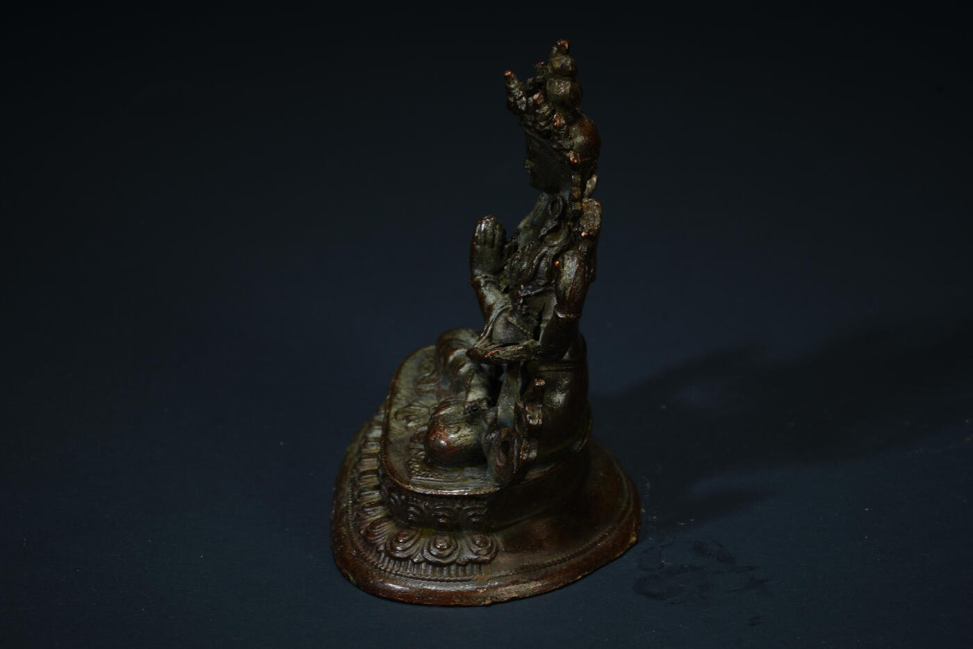 上海都达杂项专场六十九【全场包邮】 尼泊尔铜四臂观音造像96-23