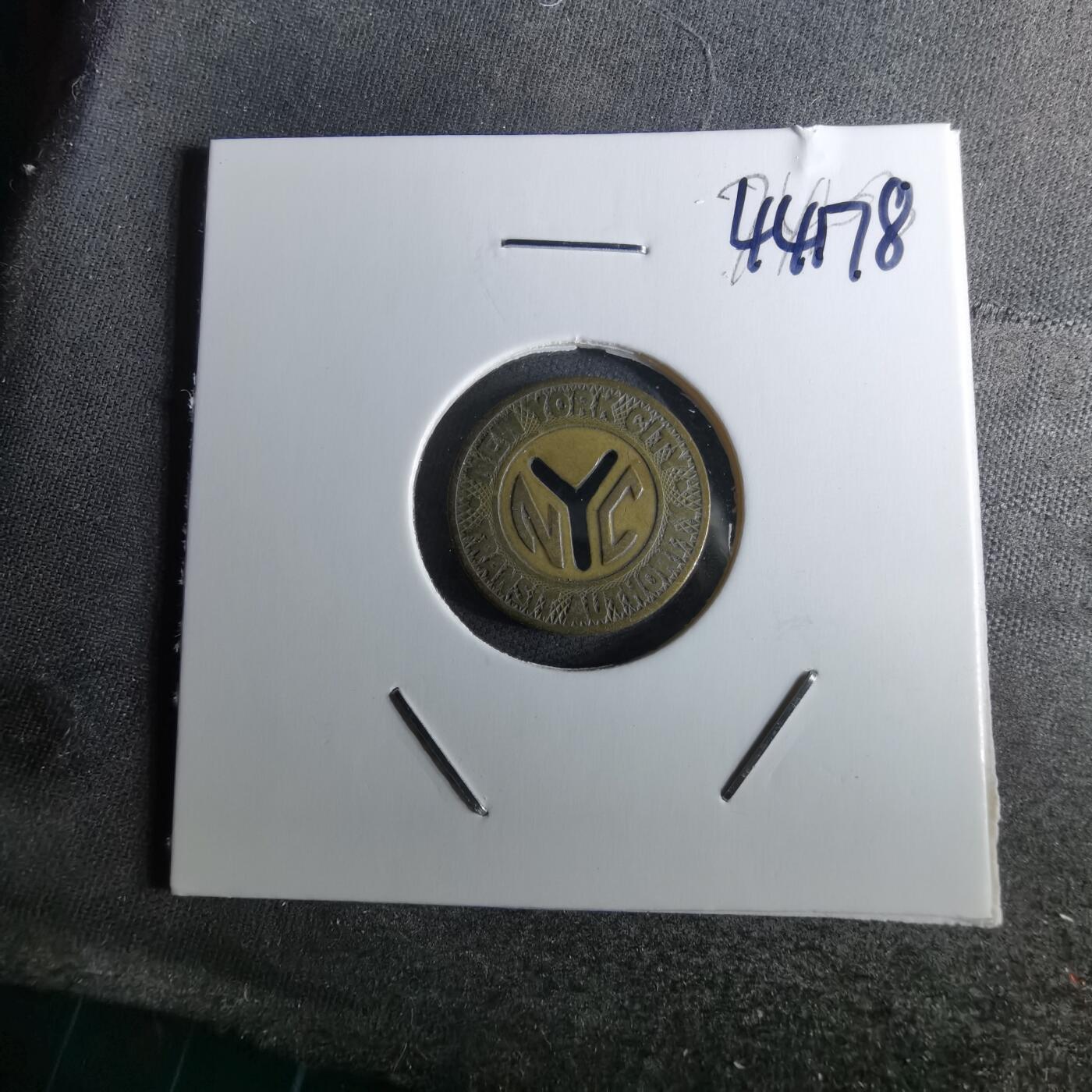 沼泽如烟--第1044场 代币