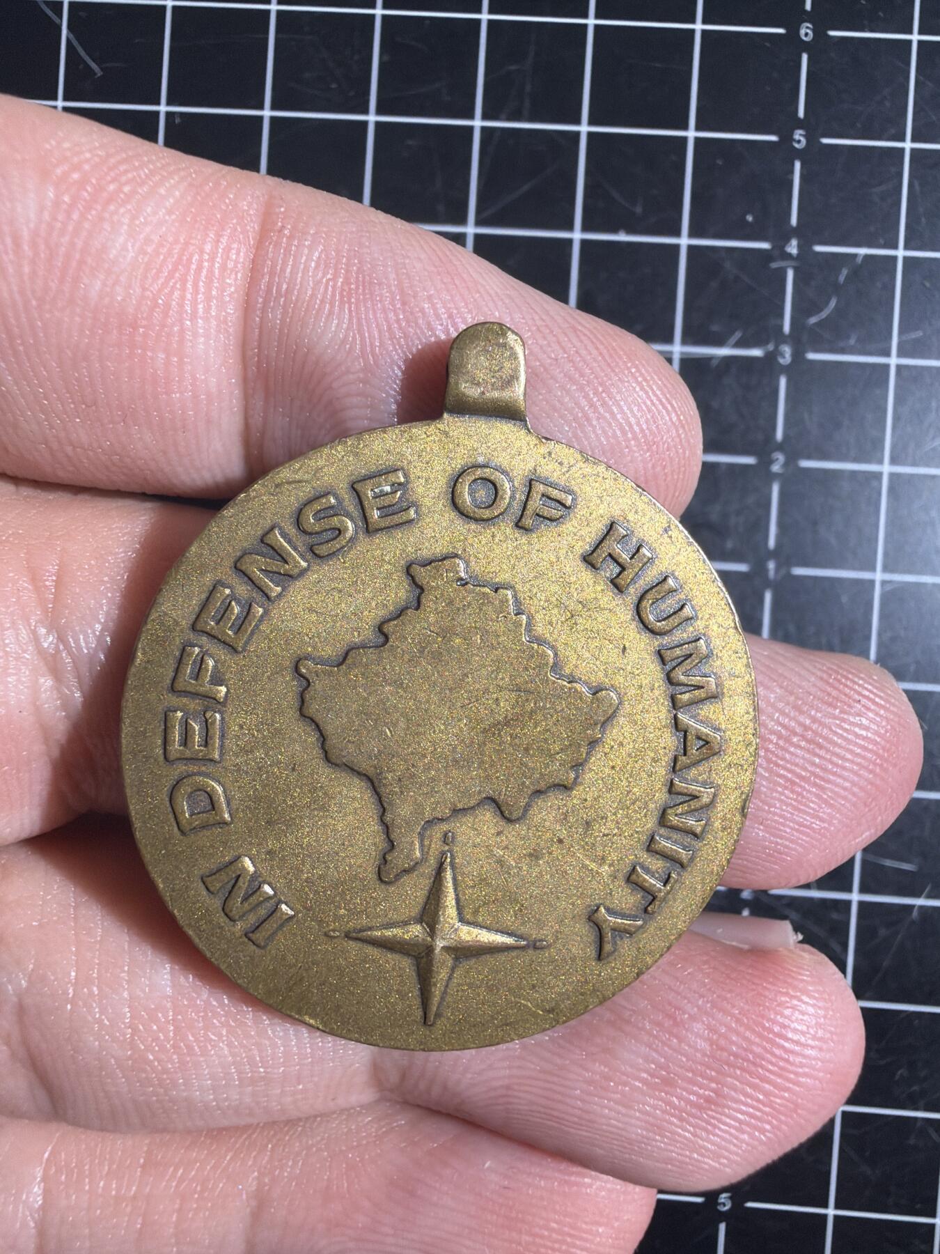 古冰库章牌勋赏收藏0起拍卖 美国北约科索沃战役奖章