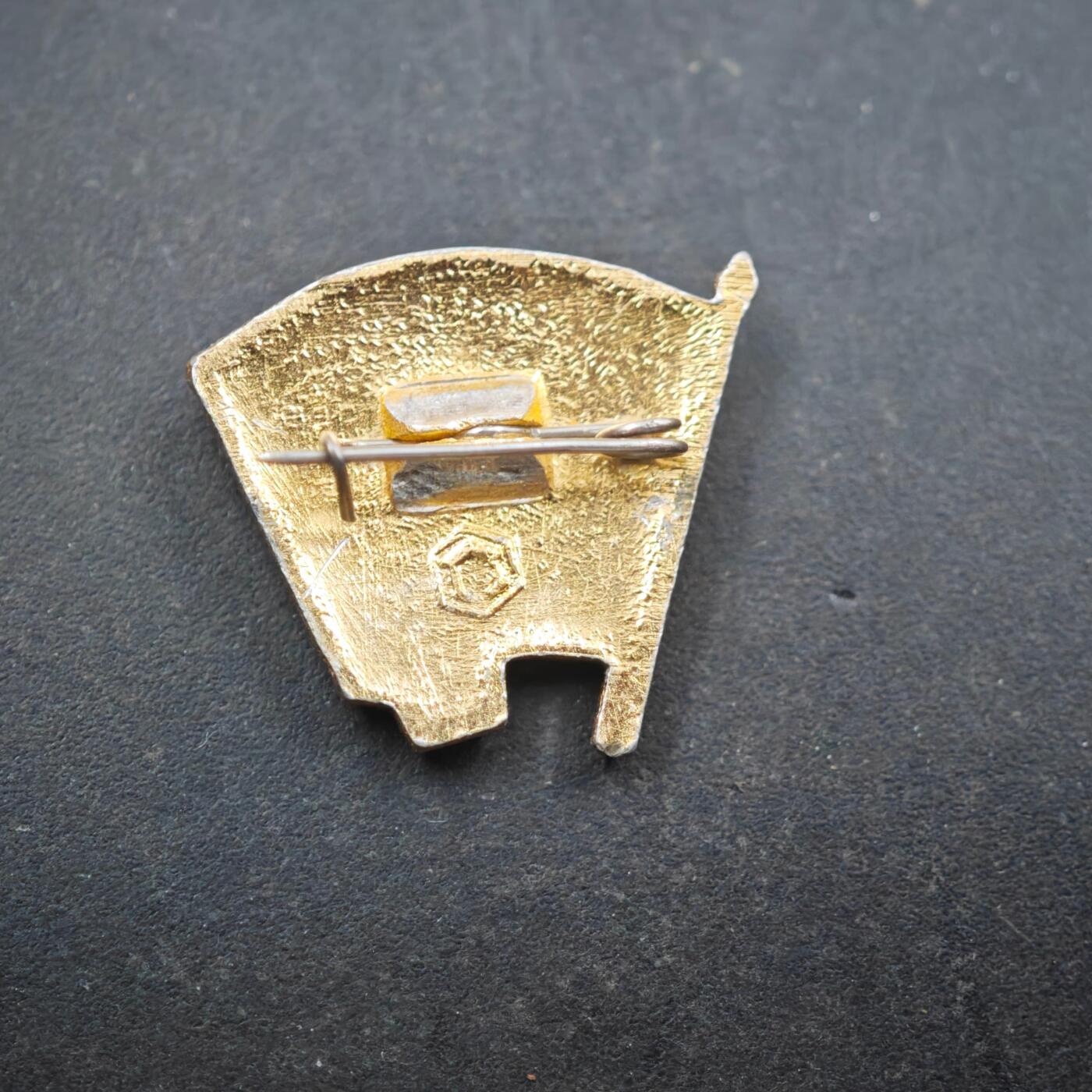 4月8日结束，成斌徽章钱币专场