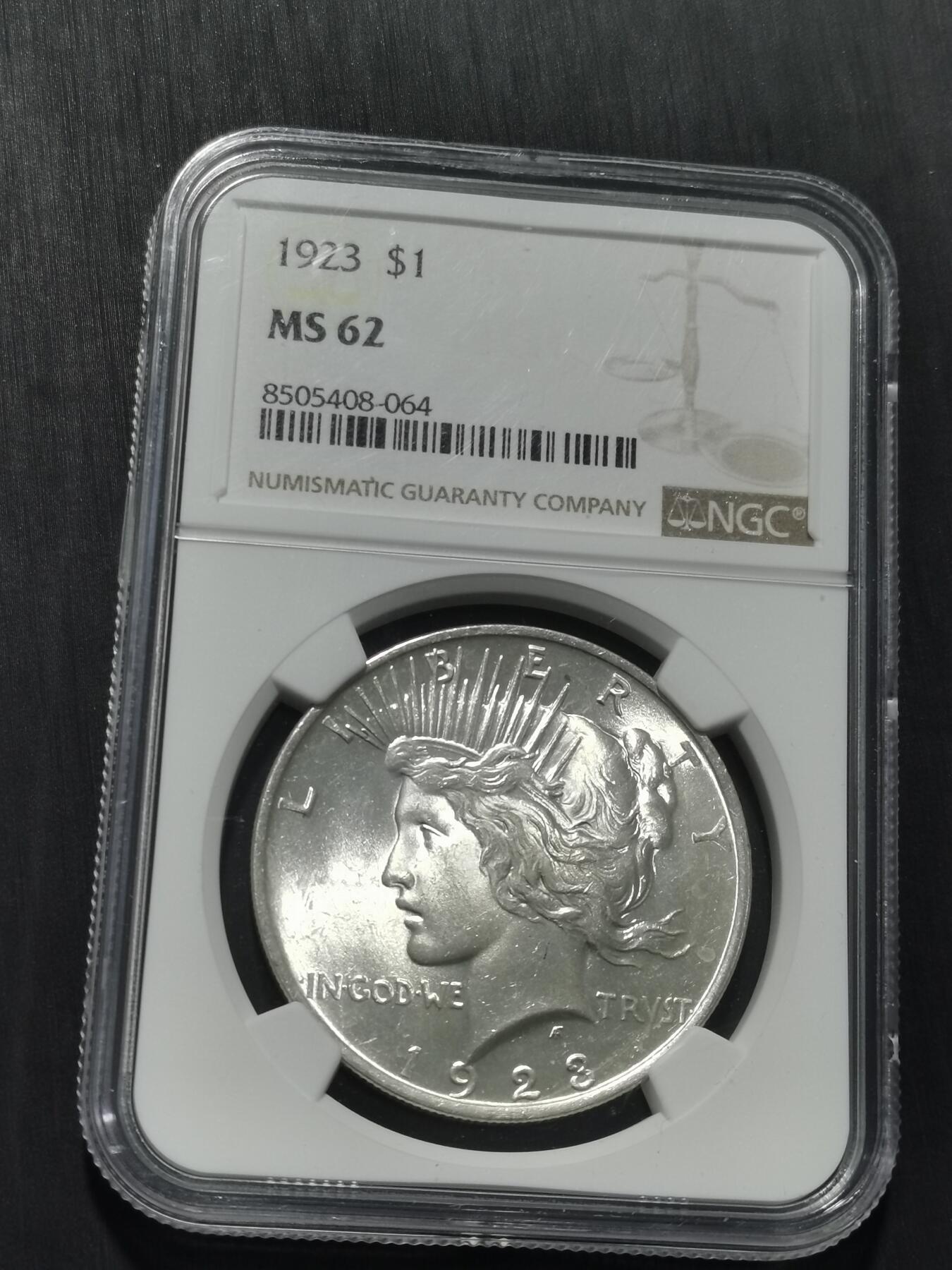 天下钱庄专场欢迎参拍 NGC MS62美国和平鸽一美元银币