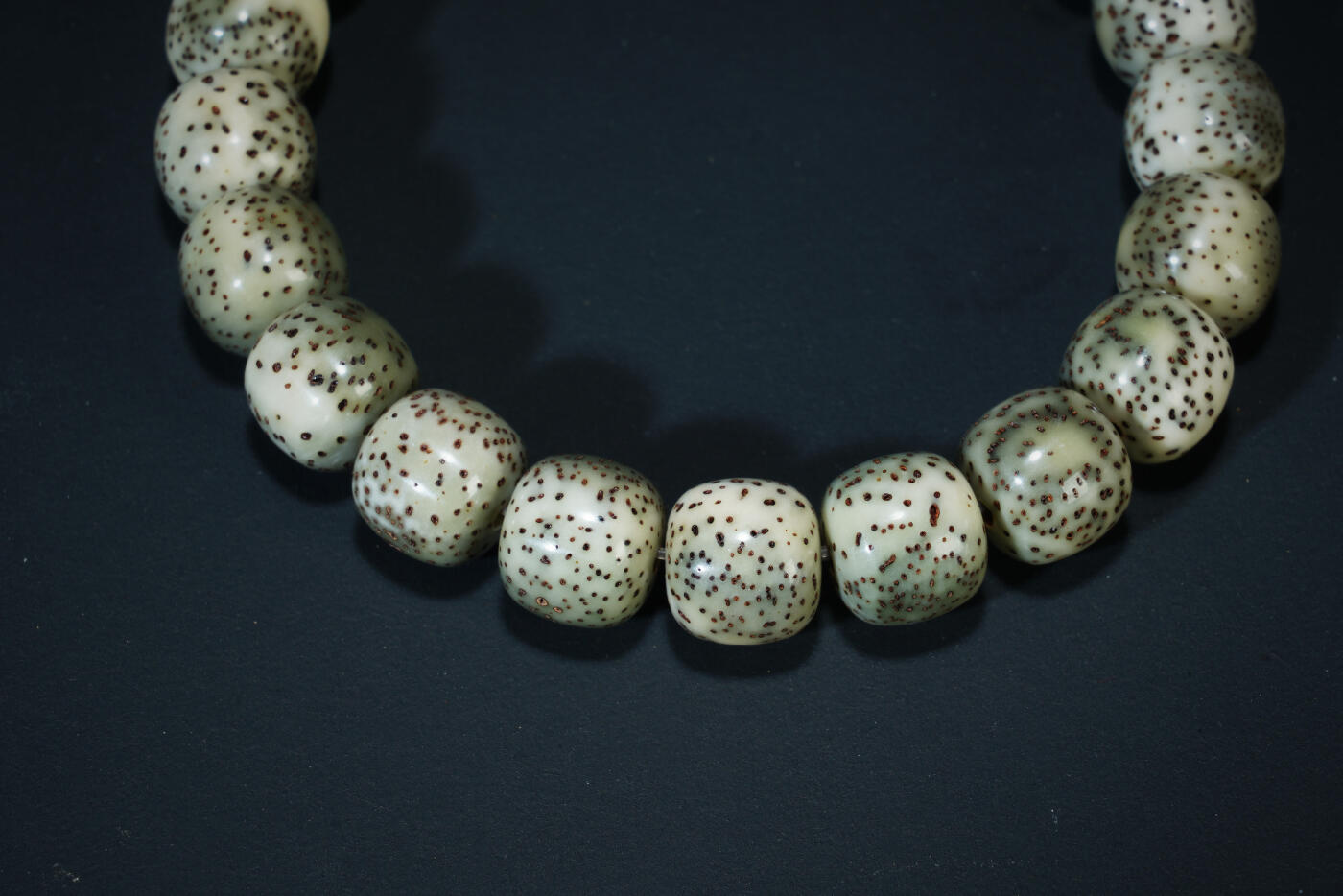 上海都达杂项专场六十九【全场包邮】 星月菩提老型珠手串96-184