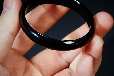 上海都达杂项专场102【全场包邮】  天然黑玛瑙手镯 附鉴定证书96-29