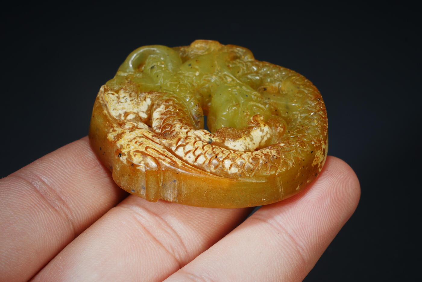 上海都达杂项专场六十九【全场包邮】 古玉望子成龙挂件96-46