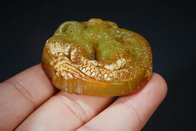 上海都达杂项专场102【全场包邮】  古玉望子成龙挂件96-46