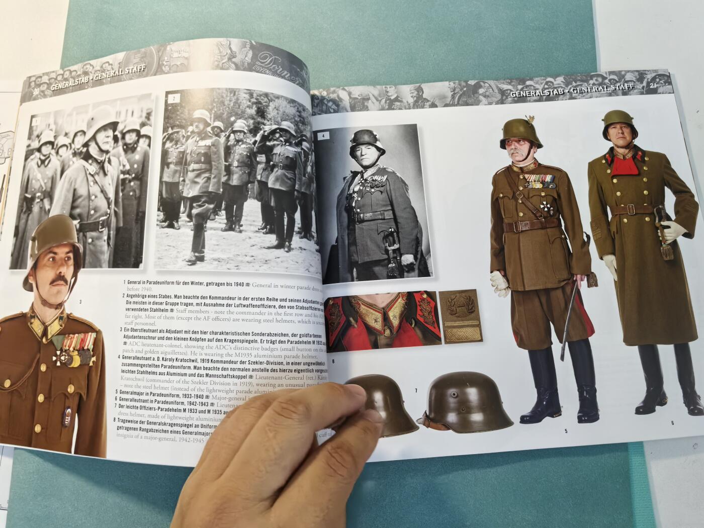 盛世勋华——号角文化勋章邮票专场拍卖第313期 匈牙利出版 匈牙利二战陆军制服 非常专业的文献