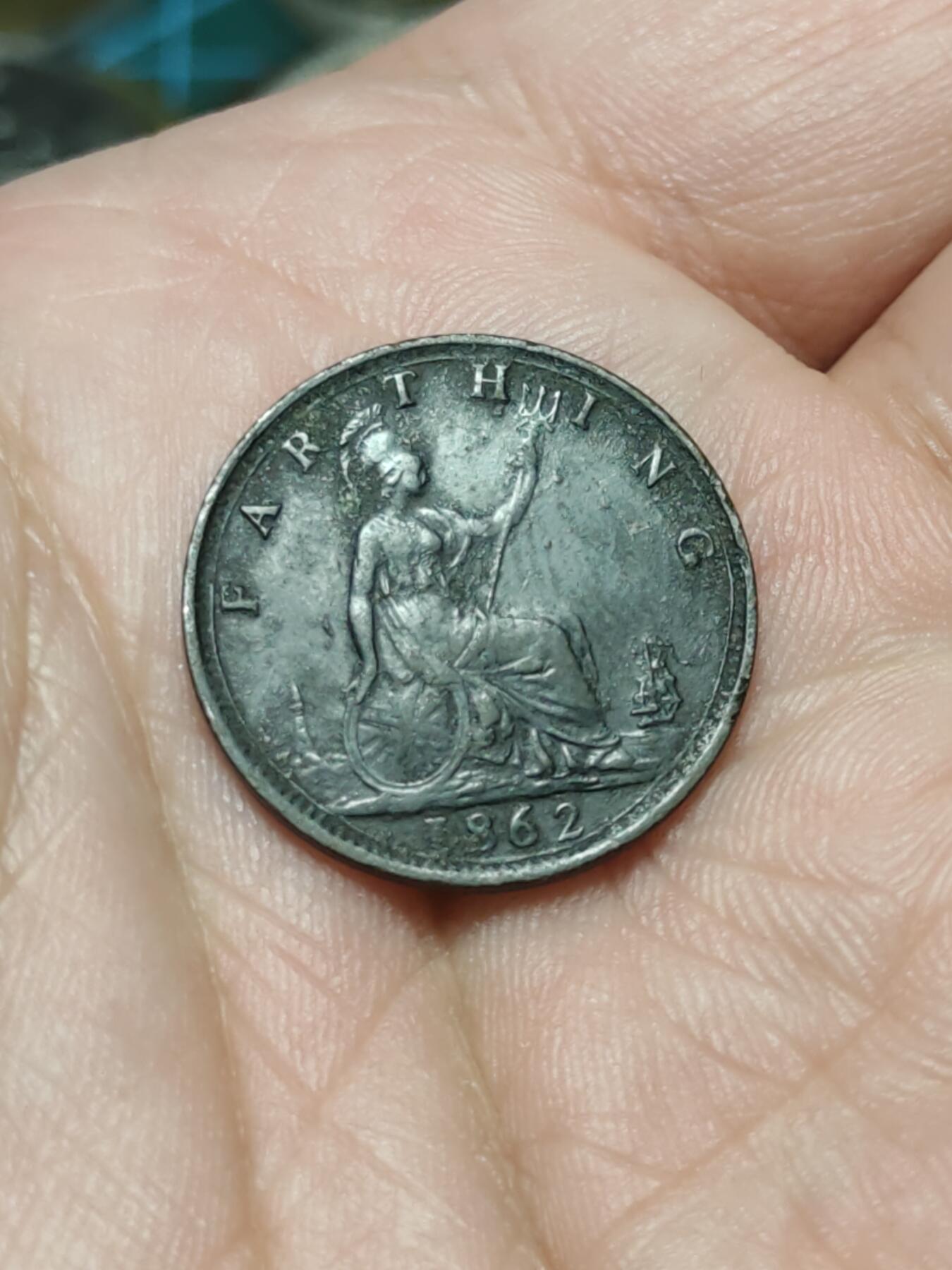 2026年第四十二场(总第二百一十一场）外国好品散币场(佣金3%) 英国🇬🇧1862年1法新(维多利亚女王中年桂冠第二版)