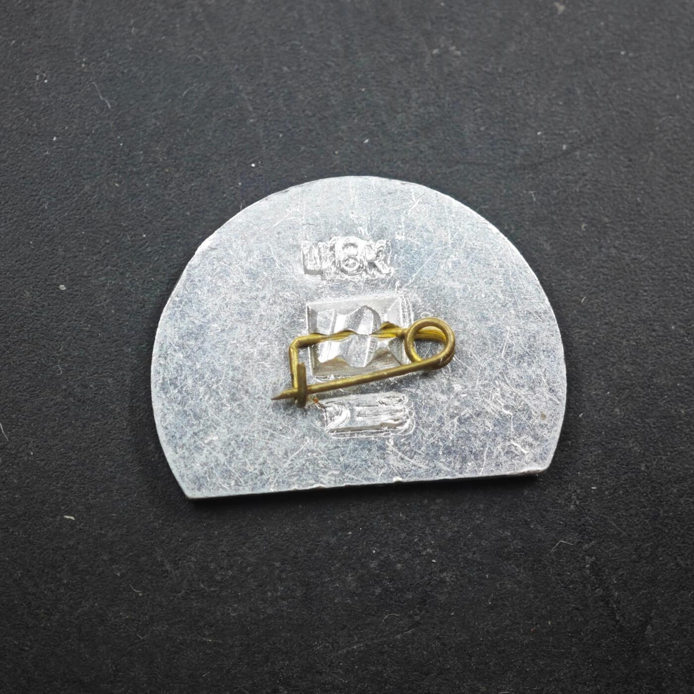 4月8日结束，成斌徽章钱币专场