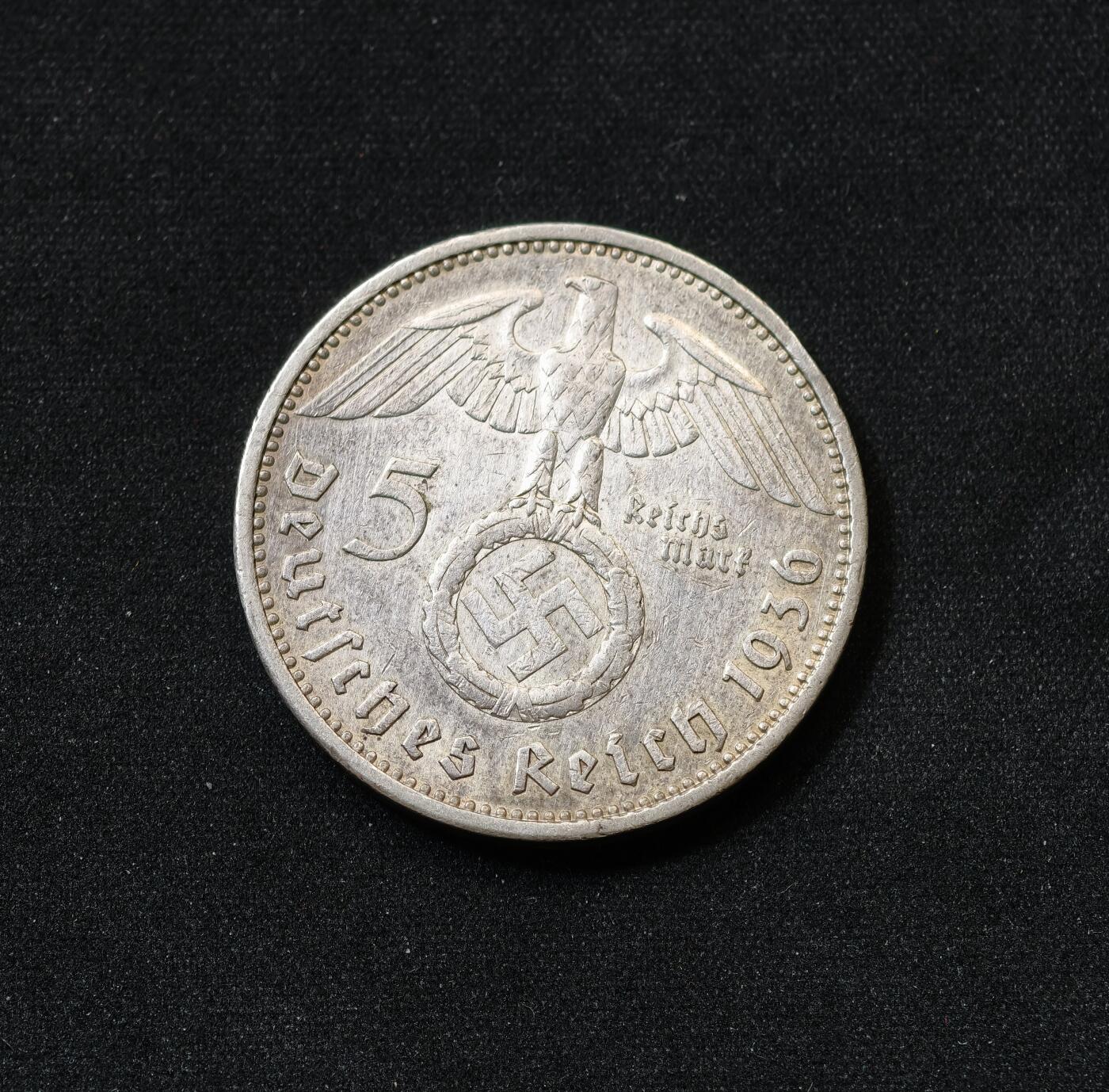 甄臻铺-世界币章拍卖（第59期），甄品场拍品征集中，送拍享返佣金等优惠多多