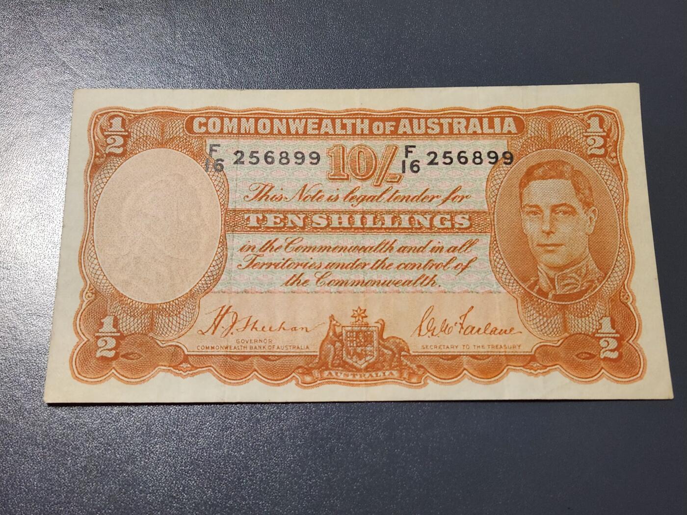 4月9号晚上8点 中外纸币自动截拍第53场 澳大利亚10先令 签名1 美品