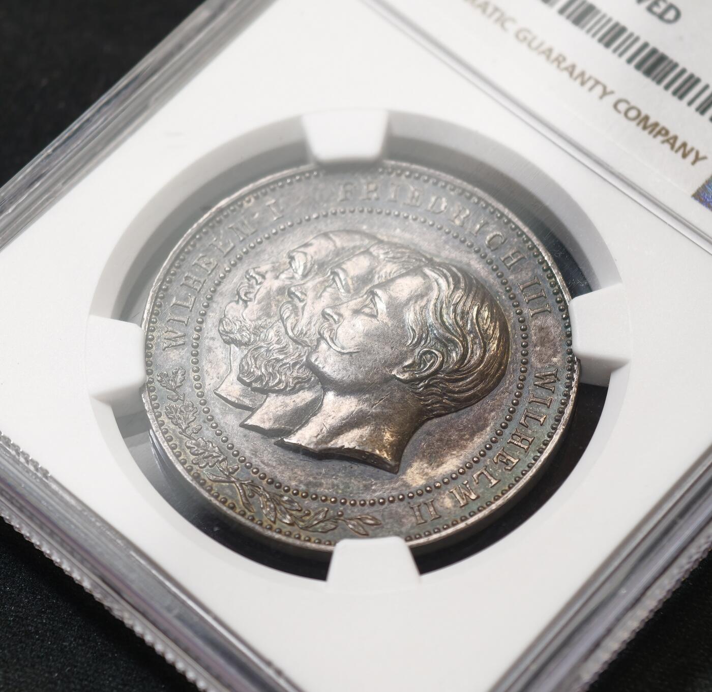 甄臻铺-世界币章拍卖（第59期），甄品场拍品征集中，送拍享返佣金等优惠多多 NGC-UNCD 德国1888年三皇之年普鲁士鹰纪念银章 2026年3月麦稀奇拍卖同UNC品相最高成交价1600元，德国钱币经典名誉品，纪念1888年“三皇之年”特殊历史节点，全深打高浮雕帝国鹰，原味黑彩老包浆，德章大热门，鸽子重拍