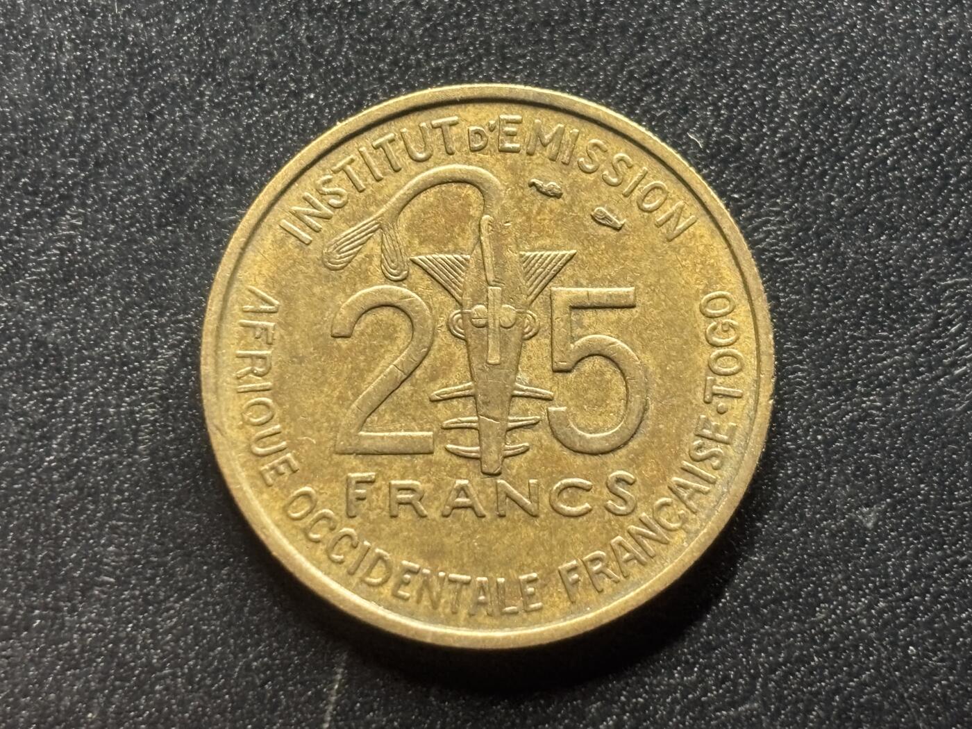 邮泉阁外国硬币限时拍卖第四十五场 （邮票在国外，请付邮费6元） 法属西非1957年25法郎