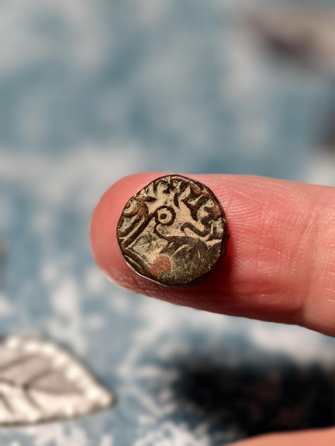 抚柳草堂-第二十三期章牌钱币  奖章勋章 满百包邮 放漏专场 公元800-1026沙希王朝打制铜币 极美品图案清晰深打 难得好状态