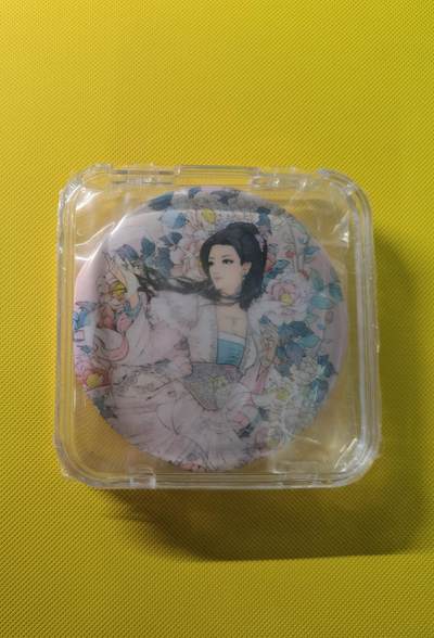 蜂潮卡牌  拍卖001期  小花瓣专场（4月10日  21点  截拍） - 小花瓣艺术文创  小乔  吧唧