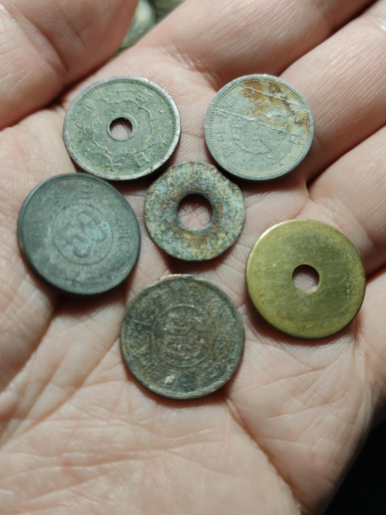 2026年第四十二场(总第二百一十一场）外国好品散币场(佣金3%) 日本差品散币六枚