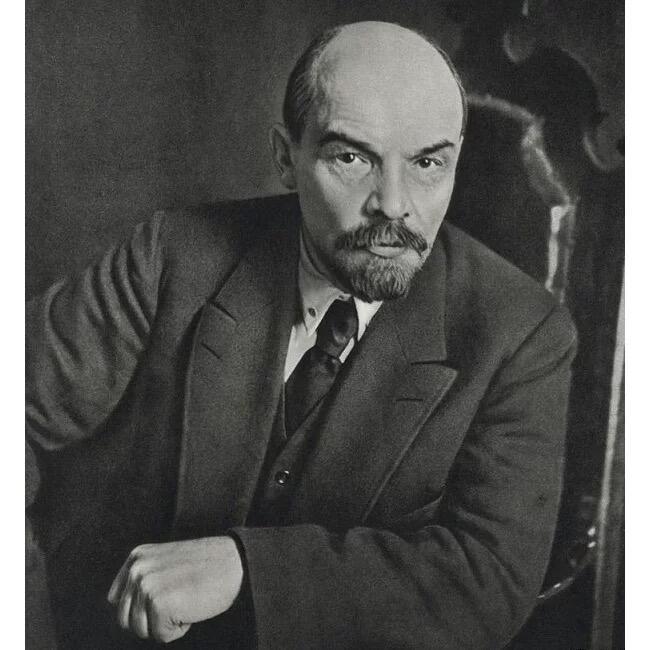 【旋风钱币】4月18日19:00准时开拍 精美欧洲币章、银币银章、第三帝国钱币等 全场包邮！ 苏联列宁+国旗党徽 高浮雕精制大镀金章 原包装 40MM