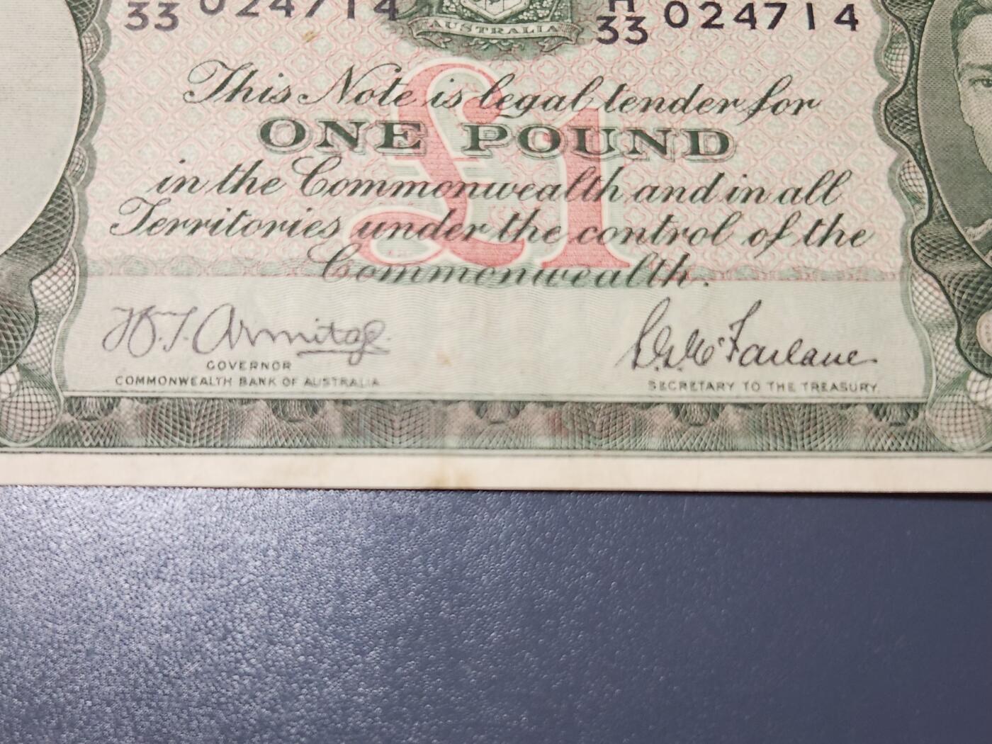 4月9号晚上8点 中外纸币自动截拍第53场 澳大利亚1镑 签名2 美品