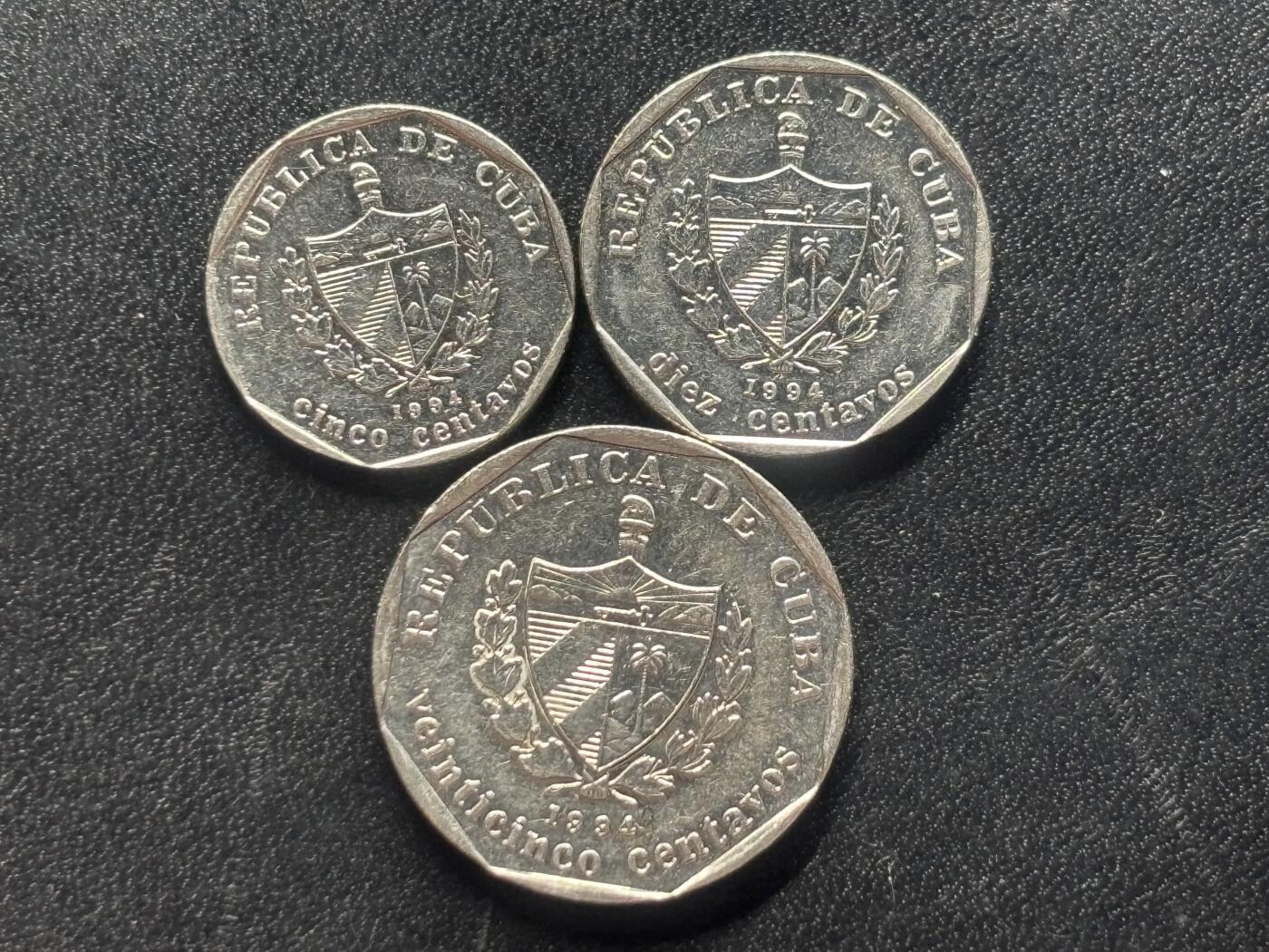 邮泉阁外国硬币限时拍卖第四十五场 （邮票在国外，请付邮费6元） 古巴1994年3枚