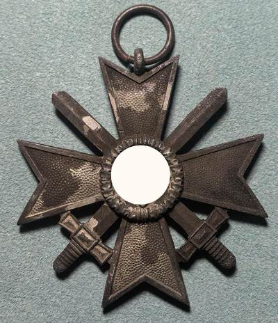 盛世勋华——号角文化勋章邮票专场拍卖第313期 - 德国（1939）二级佩剑战功十字勋章 带厂标