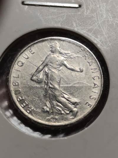 2026年第四十二场(总第二百一十一场）外国好品散币场(佣金3%) - 纸夹币–法国🇫🇷1976年5生丁，1968年1/2法郎，1972年1/2法郎，1977年1法郎共四枚