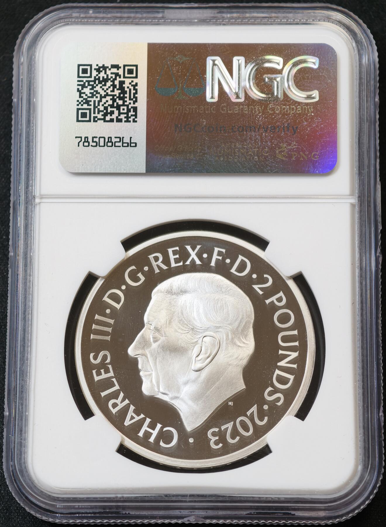 甄臻铺-世界币章拍卖（第59期），甄品场拍品征集中，送拍享返佣金等优惠多多 NGC-PF69 ULTRA CAMEO 大英帝国 2023年英国皇帝查尔斯三世 2英镑，约克家族经典皇家都铎兽克拉伦斯黑牛，寓意构图出色，超级镜面精制银币。