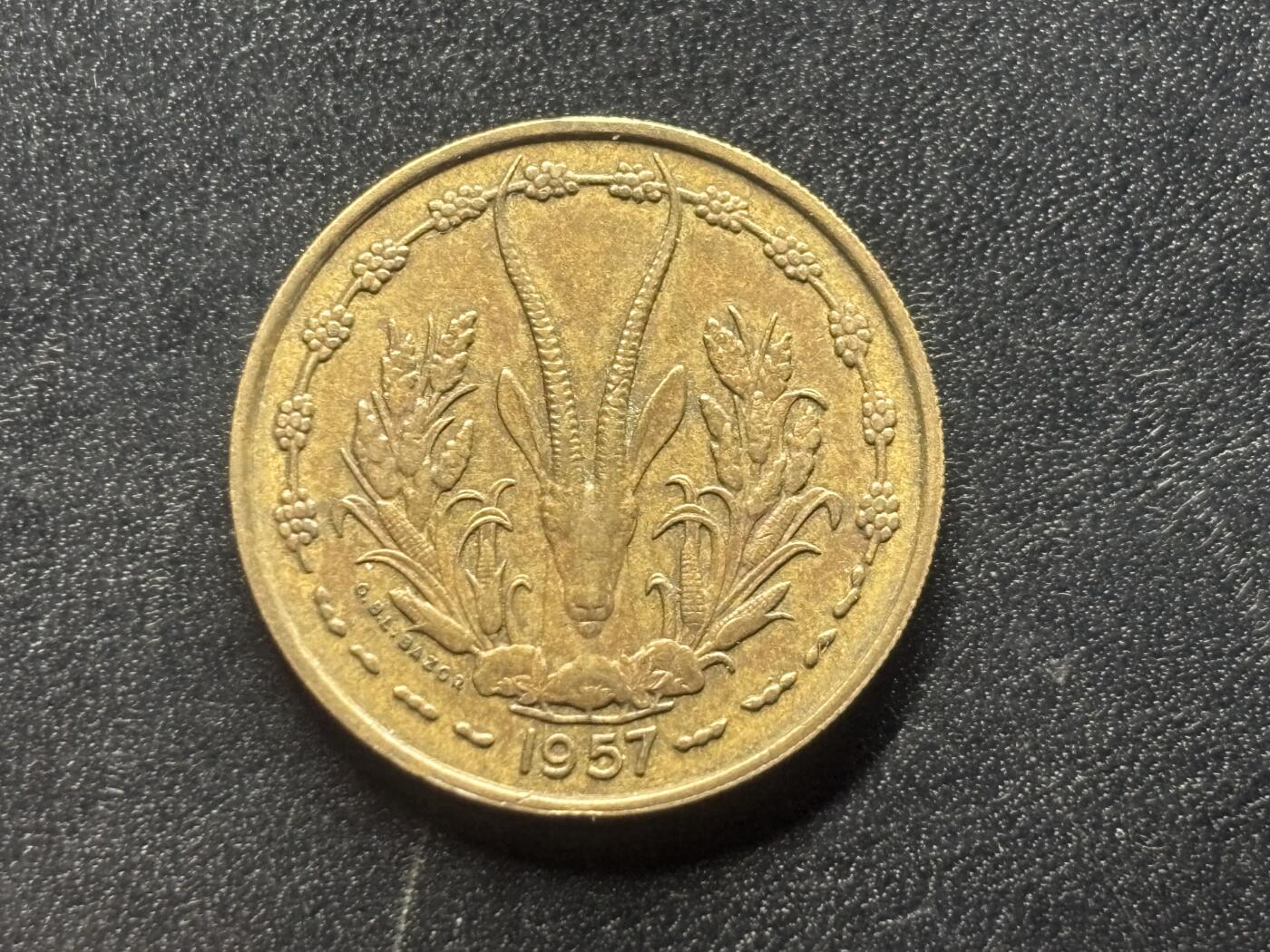 邮泉阁外国硬币限时拍卖第四十五场 （邮票在国外，请付邮费6元） 法属西非1957年25法郎