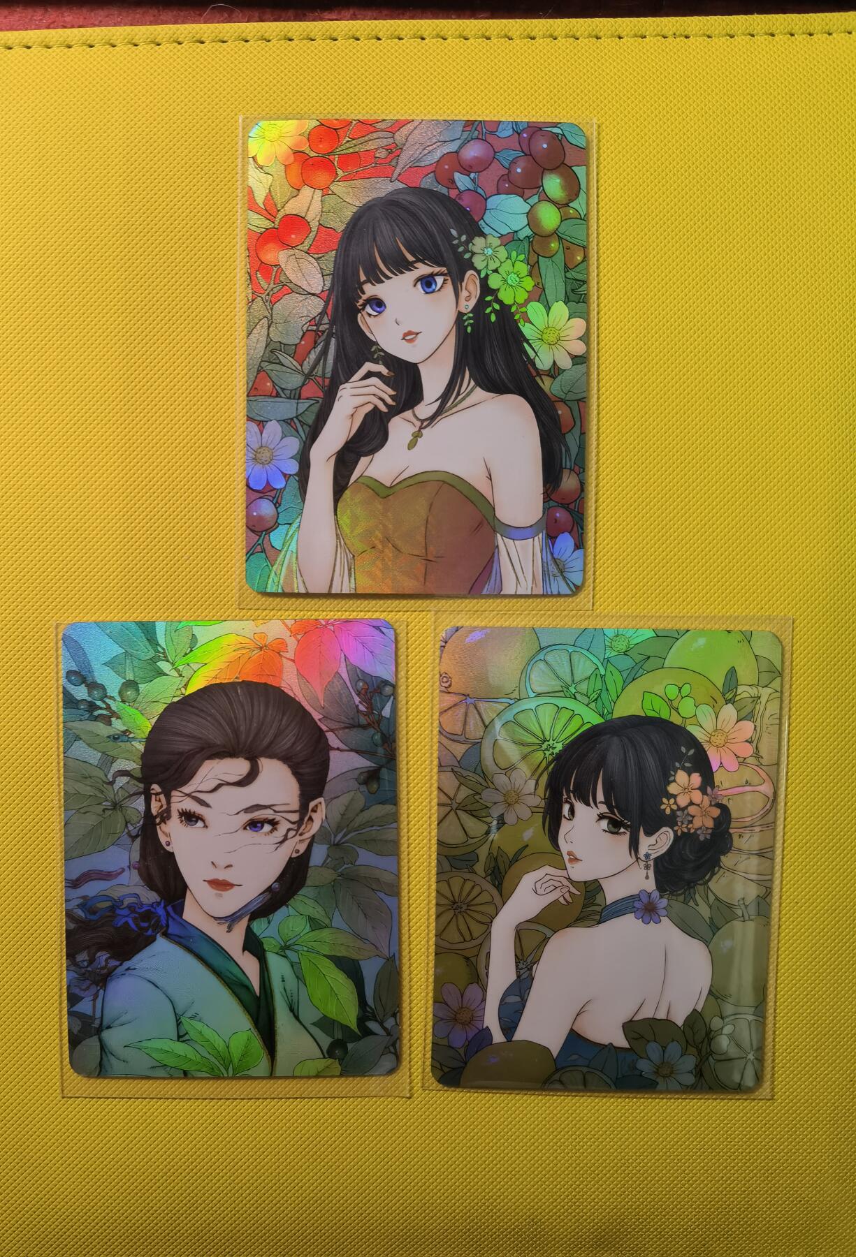 蜂潮卡牌  拍卖001期  小花瓣专场（4月10日  21点  截拍） 小花瓣艺术文创  药香2  彩闪  套卡  