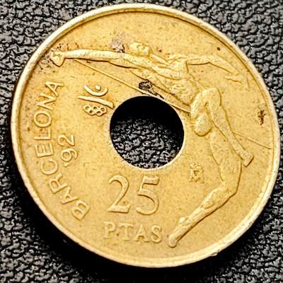 泉币菌-第223场-拍品多 请提前出价(工作原因  发货比较迟缓 已在拍卖规则里面说明 望理解) - 1990 西班牙25比塞塔 中圆孔黄铜纪念币 巴塞罗那奥会  19.5mm