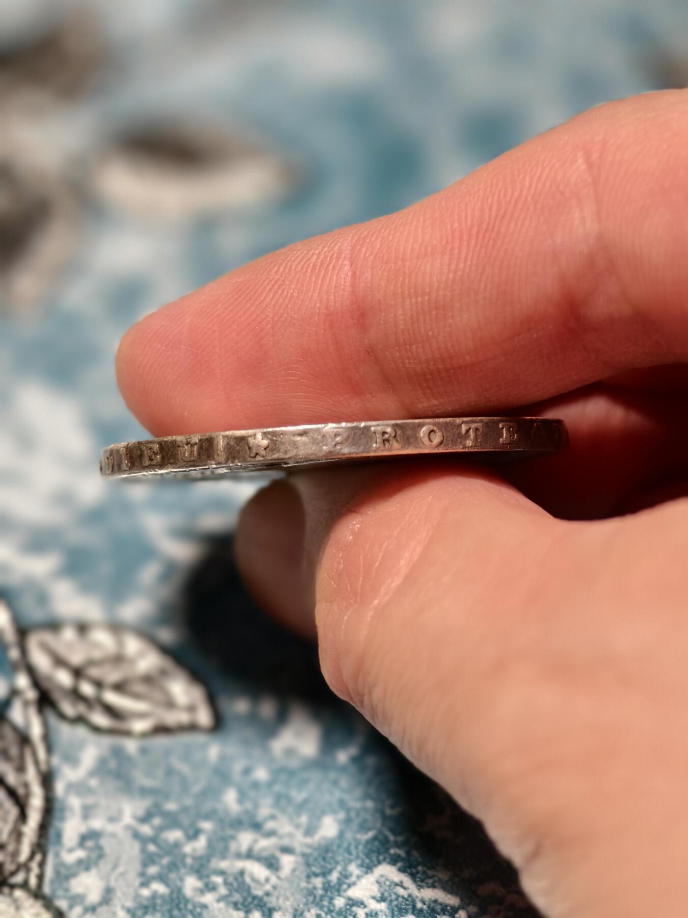 抚柳草堂-第二十三期章牌钱币  奖章勋章 满百包邮 放漏专场 1869法国拿破仑三世5法郎大银币 重24.8g 带光细节不错 流通好品