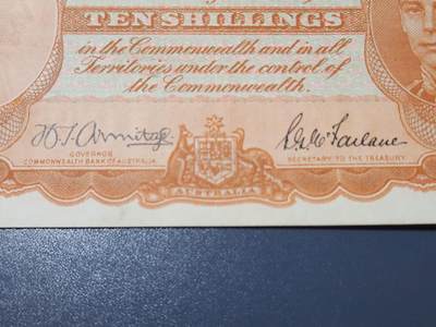 4月9号晚上8点 中外纸币自动截拍第53场 - 澳大利亚10先令 签名2美品