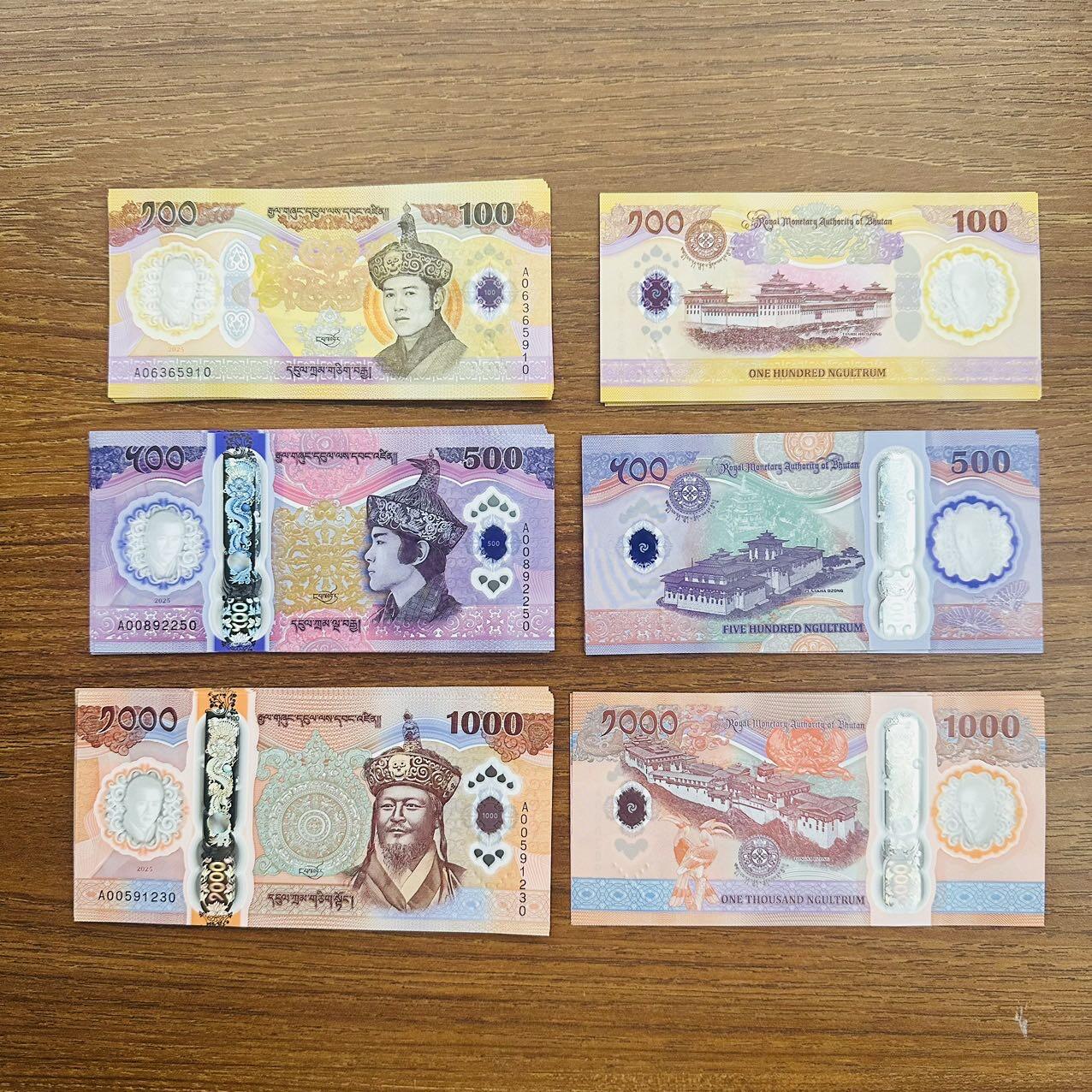 🇧🇹🇨🇿2610¥ ¥不丹2026年100-500-1000努尔特鲁姆，纪念钞和捷克2026年100克朗，纪念钞（14号发货） 无47，大全套3，尾0